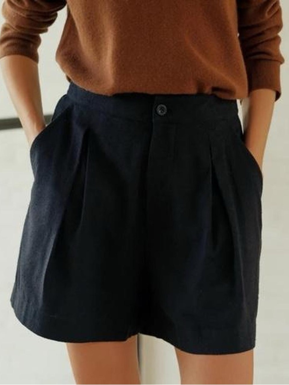 NWT Jenni Kayne Pleated Short 
100% silk Noil